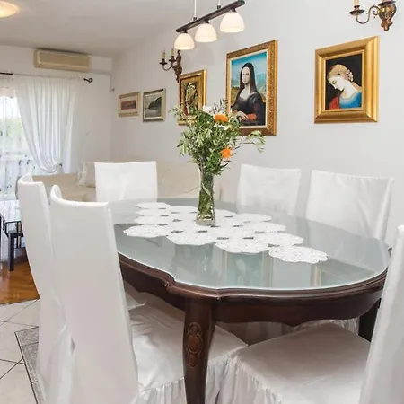 Luxardo Apartment *